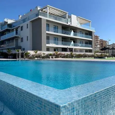 Penthouse With Stunning Sea Views In Apartamento *